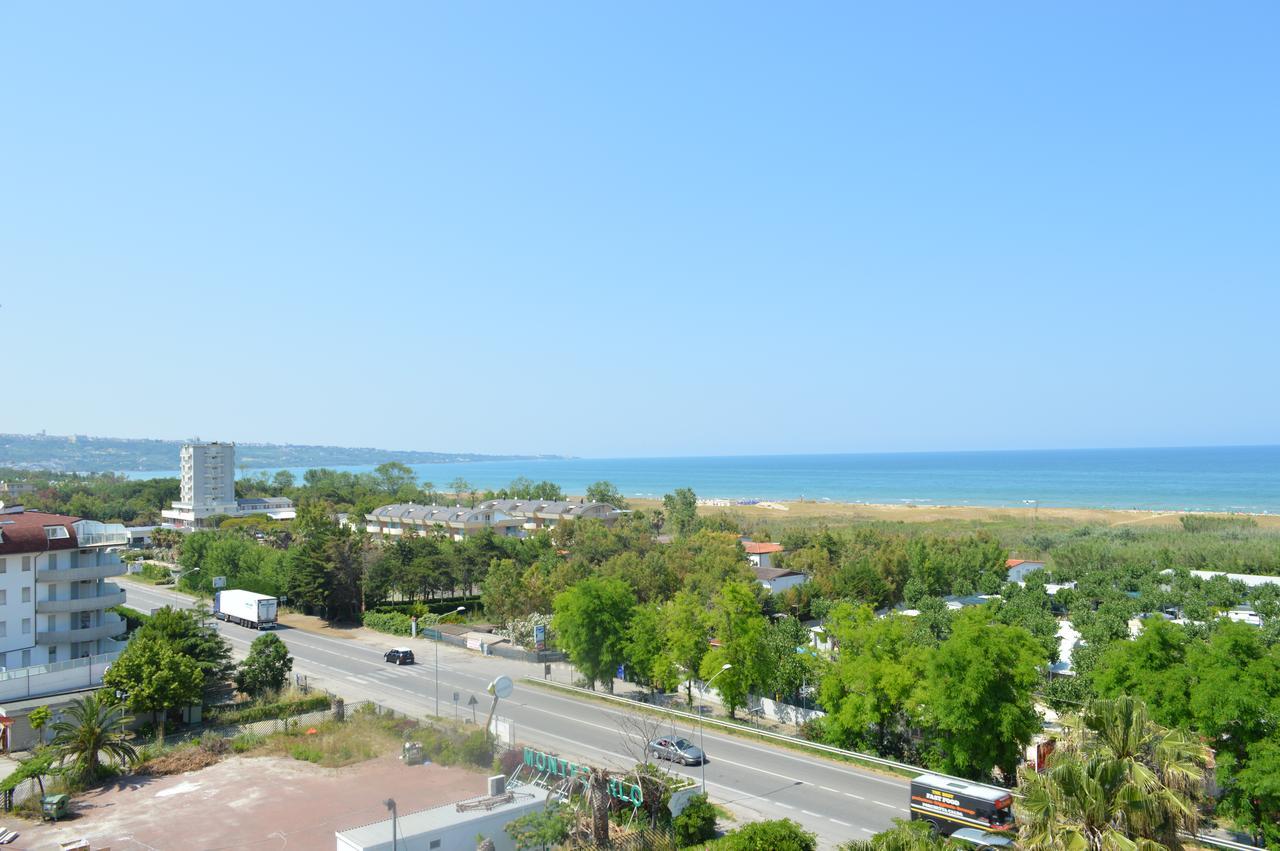 Hotel Excelsior Vasto Exteriör bild